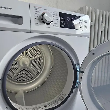 Wohnung, Parkplatz, Free Wifi, Lage *